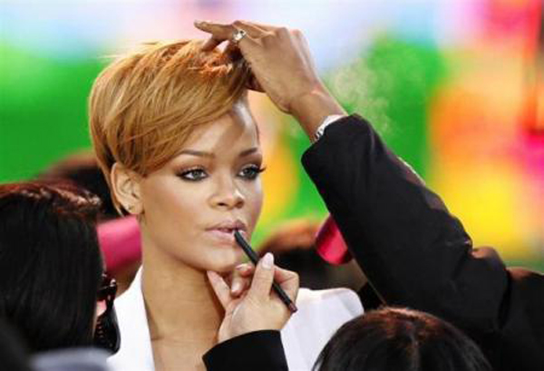 Rihanna [forum.news.cn]