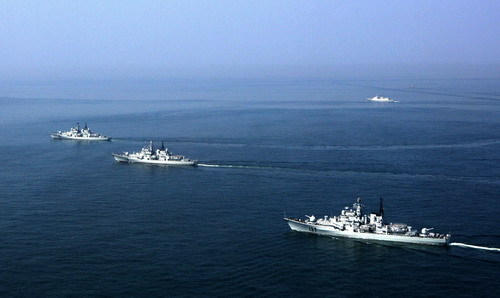 Formation of warships joining in a navy military exercise is seen in the waters of East China Sea onJuly 6, 2010. 