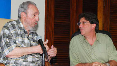 Fidel Castro makes public appearance again