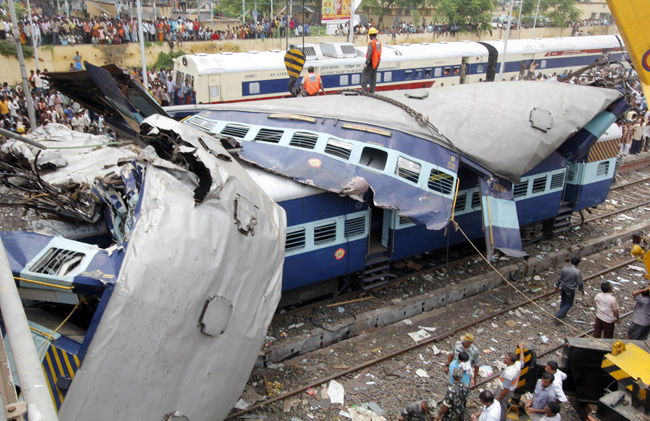 At least 60 passengers were killed and 90 injured on July 19 when the speeding Sealdah-bound Uttarbanga Express rammed into the rear of the Vananchal Express pulling out of the Sainthia station in Birbhum district of West Bengal, eastern Indian. [Xinhua] 