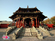 Located in the center of Shenyang, Liaoning Province, Shenyang Imperial Palace, also known as the Mukden Palace, is the former imperial palace of the early Qing Dynasty of China. It was built in 1625 and the first three Qing emperors lived there from 1625 to 1644. In 2004, it was listed by UNESCO as a World Cultural Heritage Site to be an extension of the Forbidden City in Beijing. [Photo by Ma Chengjun]