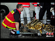 The famed Love Parade in  western German city of Duisburg, an event meant to celebrate love and peace, took a tragic turn July 24 as a stampede inside a tunnel crowded with techno music fans crushed 19 people to death and injured 342 others.[Chinanews.com.cn] 