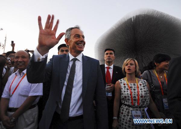 Tony Blair visits Britain Pavilion at World Expo