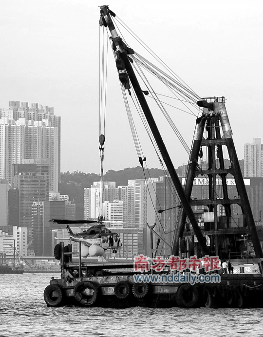 Helicopter downed in Victoria Harbor not overweight