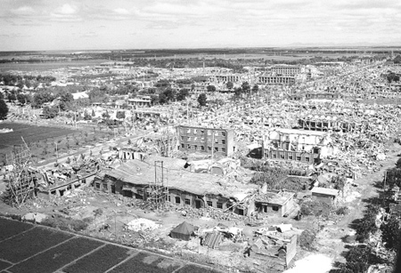 A 7.8-magnitude earthquake struck north China&apos;s Tangshan on July 28, 1976, lost 240,000 lives. It was believed to be one of the deadliest natural disasters of the 20th century. [Xinhua file photo]