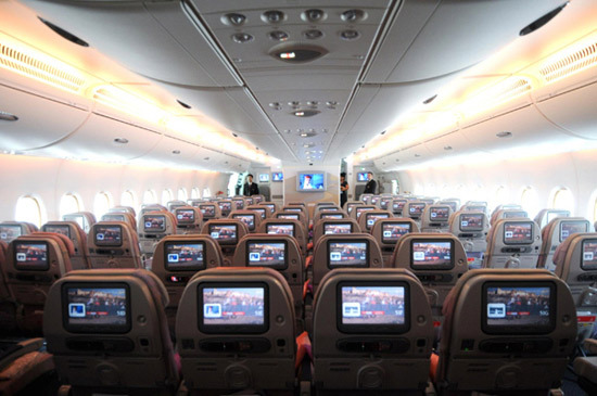 The photo shows the first class cabin of Emirates' Airbus A380 which arrives at the Capital International Airport in Beijing August 1, 2010. [Photo/Xinhua]