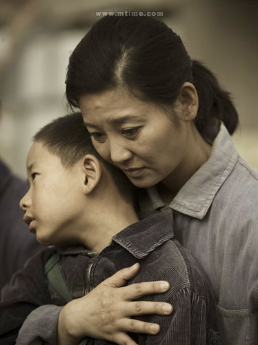 A scene from Feng Xiaogang's film 'Aftershock'