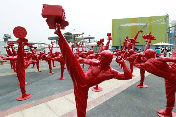 Ceramic statues of Chinese kungfu practitioners are on display at Shanghai Expo Park, Aug 17, 2010. Over 100 sculptures of China&apos;s most iconic martial arts fighters will form the centerpiece of Foshan (a city in South China&apos;s Guangdong province) Week, which opened to the public on Tuesday afternoon. [Xinhua] 