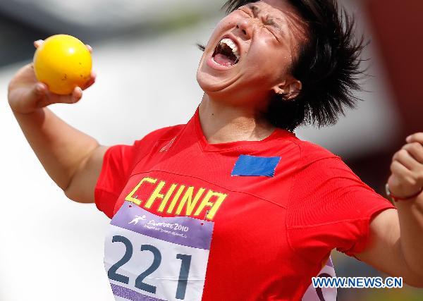 Gu Siyu of China competes during the girls shot up event at Bishan Stadium of the Singapore 2010 Youth Olympic Games in Singapore, August 18, 2010. [Xinhua] 