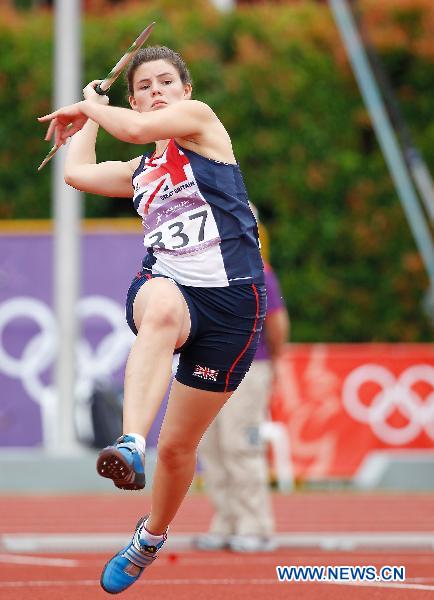 Freya Jones of Great Britain competes during the girls javelin throw qualification at Bishan Stadium of the Singapore 2010 Youth Olympic Games in Singapore, August 18, 2010. [Xinhua] 