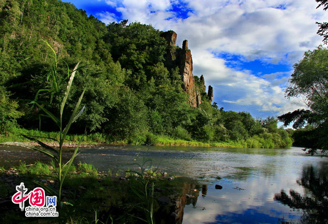 Photo shows the beautiful scenery of Tangwanghe National Park. Located in the dense forest of the northeastern province of Heilongjiang, it is China&apos;s first national park. [Photo by Zhang Aidong]