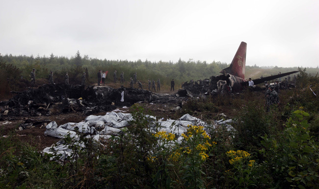 A passenger plane with 96 people on board crashed during landing at a forests-surrounded airport in northeast China&apos;s Heilongjiang Province amid thick fog on August 24. At least 43 people were confirmed dead while the remaining 53 have been rescued and sent to hospitals. [Xinhua]