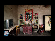 A room in Yue Xiaoming's home in Yangquan village. [China.org.cn]