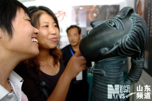 1st China Black Pottery Culture Exhibition held in Jinan
