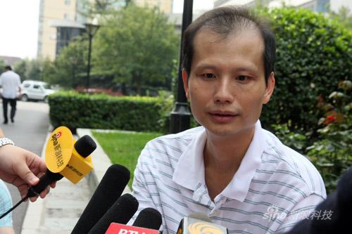 Fang Zhouzi, a science writer known for his efforts in exposing academic frauds in China, was interviewed one day after being attacked near his home at about 5 p.m. Sunday by two unidentified men.