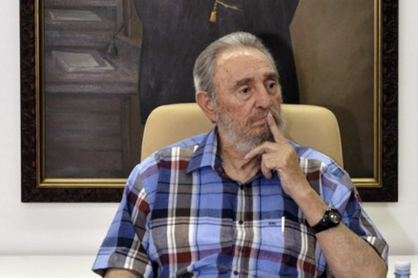 Former Cuban leader Fidel Castro listens to a question during a program on state television in Havana August 22, 2010. [Xinhua]