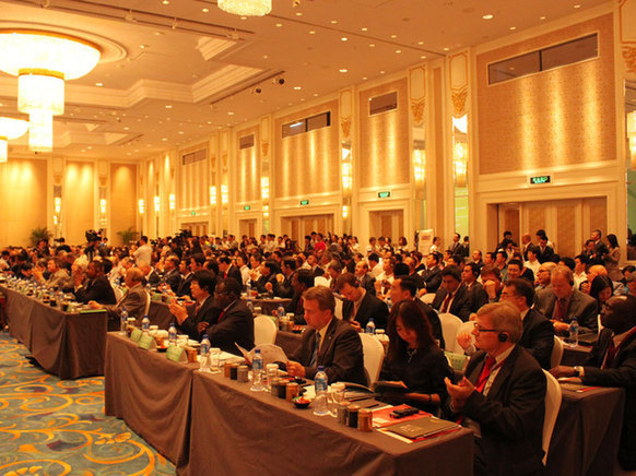 The opening ceremony of the 1st World Emerging Industries Summit on Sept. 1. [By Wang Ke / China.org.cn]