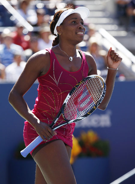 Venus Williams of the U.S. celebrates her victory against Shahar Peer of Israel during the US Open tennis tournament in New York, September 5, 2010. (Xinhua/Reuters Photo)