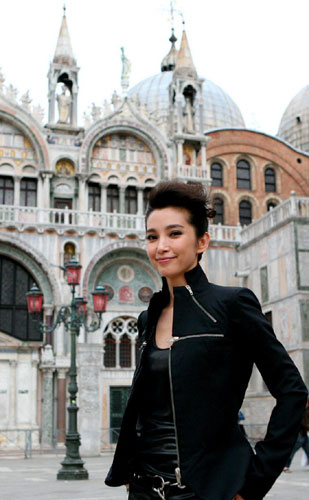 Chinese actress Li Bingbing enjoys her time in Venice, Italy. She is there to promote the film 'Detective Dee and the Mystery of the Phantom Flame', which is in competition at the 67th Venice Film Festival.