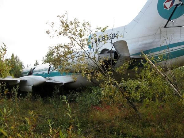 Russian pilots have safely landed a passenger plane in Siberia after the aircraft lost power at 10,600m (34,800ft). None of the 81 passengers and crew was injured in the emergency landing on a disused military airstrip on Sept. 7, 2010, Russian officials said.[Xinhua/AFP]