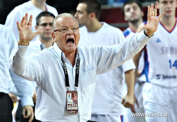 Serbia's coach Dusan Ivkovic gestures during the quarterfinal match against Spain in the 2010 FIBA Basketball World Championship in Istanbul, Turkey, Sept. 8, 2010. Serbia was qualified for the semifinal after defeating Spain 92-89. (Xinhua/Cai Yang)