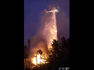 At least three people were killed in a gas line explosion and ensuing fire on multiple homes Thursday night in San Bruno, a city near San Francisco International Airport (SFO). [people.com.cn]