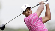 Woods struggles at 1st round of BMW Championship