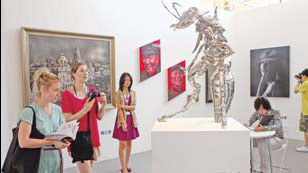 The recent ShContemporary drew collectors and viewers alike. 