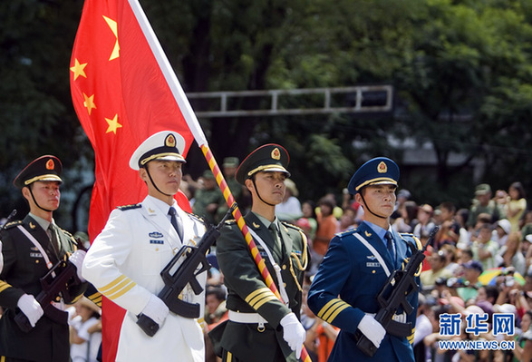 Guards of honor from China attended a military parade to celebrate Mexico&apos;s 200th birthday in the Mexico City, September 16, 2010.