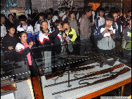 Citizens visit the 9.18 Historical Museum in Shenyang, capital of northeast China's Liaoning Province, Sept. 17, 2010. 