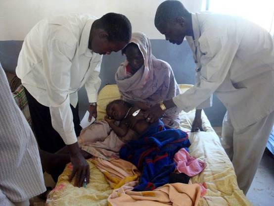 Since 2 September, MSF medical teams treated 41 people in its Tawila health center and five people in the MSF clinic in Kaguro. MSF transferred 15 of the most severely wounded to Al-Fashir Teaching Hospital, in the North Darfur capital, and donated drugs for their care.[Asia Kambal/MSF]