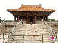 Beiling Park is a park in the northern part of Shenyang City, China. The park has an area of 3,300,000m2, and contains many historic buildings, pine trees and lakes. [Photo by Yu Jiaqi]