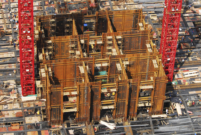 Photo taken on Sept. 20, 2010 shows the construction site of the Shanghai Tower in Shanghai, east China. [Xinhua]