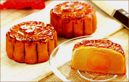 Traditional Chinese food moon cakes are popular during the Mid-Autumn Festival.