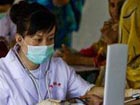 Chinese doctors perform surgery in Pakistan