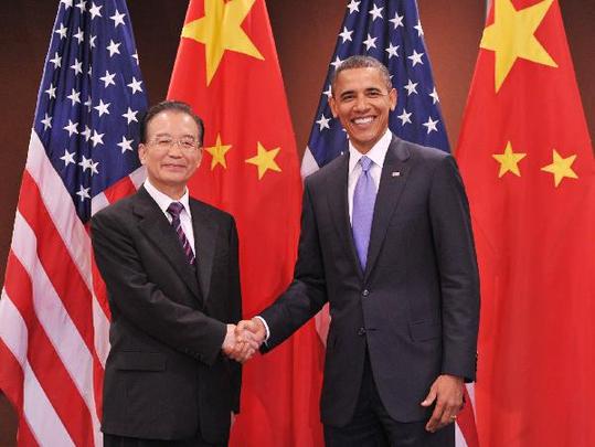 Chinese Premier Wen Jiabao (L) meets with U.S. President Barack Obama ...