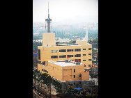 A newly building is pictured in Beichuan County, Sept. 14, 2010. [Xinhua]