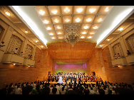The National Symphony Orchestra performs in Pyongyang, capital of the Democratic People's Republic of Korea (DPRK), Aug. 11, 2010.  [Xinhua]