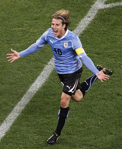 Diego Forlan from Uruguay. [Xinhua/Reuters File Photo]