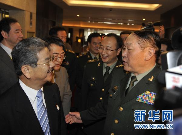 Chinese Defense Minister Liang Guanglie told his Japanese counterpart Toshimi Kitazawa in Hanoi