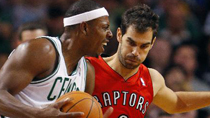 Boston Celtics forward Paul Pierce (L) drives to the basket against Toronto Raptors guard Jose Calderon of Spain in the first quarter of their NBA pre-season basketball game in Boston, Massachusetts October 10, 2010.