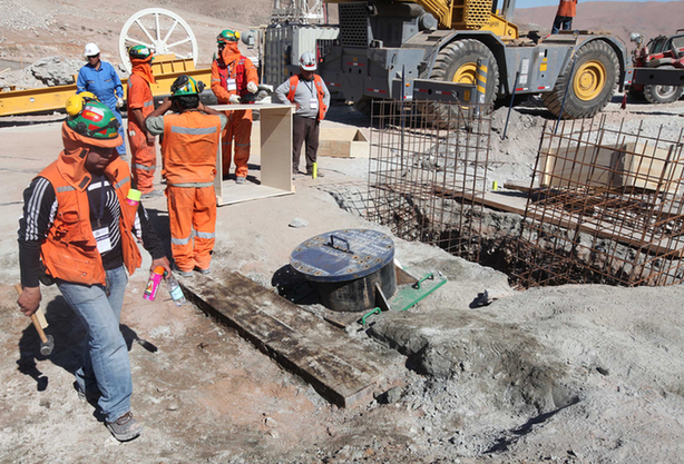 Rescuers successfully tested a capsule to hoist Chile&apos;s 33 trapped miners to freedom and aim to start evacuating them on October 12 night after a two-month ordeal that has gripped the world&apos;s imagination. [Xinhua]