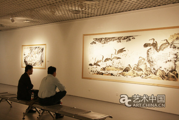 The Huangcheng Art Trading Center, the Chinese government-sponsored art trading center, was officially opened in Beijing on October 11. 