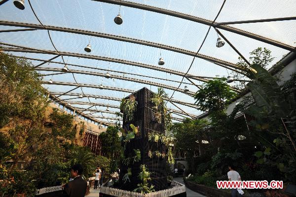 Photo taken on Oct. 13, 2010 shows the interior of the Pavilion of Future at 2010 Taipei International Flora Expo in Taipei, south China's Taiwan. The 15 theme zones at the Pavilion of Future opened to visitors for the first time on Wednesday. With the use of advanced technologies, the pavilion showcased the future environment where human and plants coexist harmoniously. [Xinhua/Wu Ching-teng]