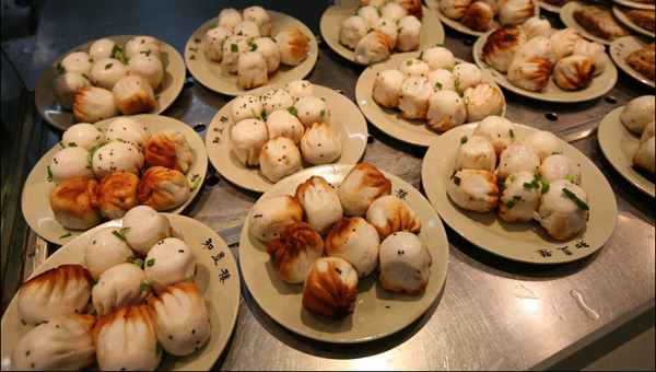 Delicious foods in Shanghai Expo.