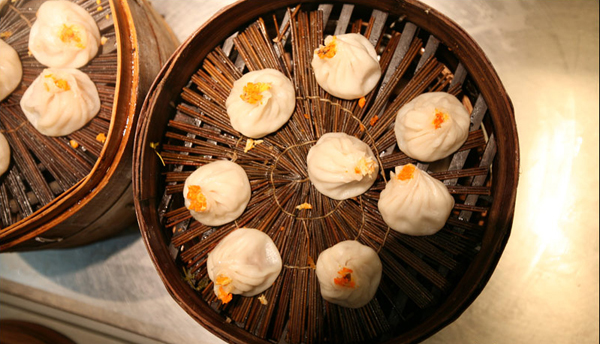 Delicious foods in Shanghai Expo.