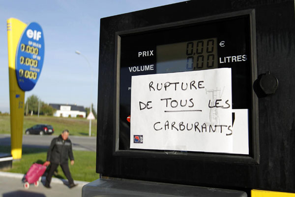 Over thousand fuel stations out of stock in France