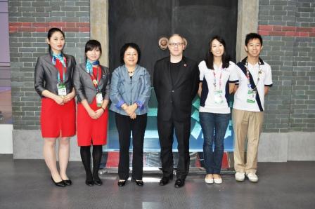 USA Pavilion and Shanghai Pavilion exchange staff