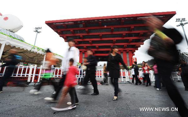 Number of visitors to Shanghai Expo exceeds 70 mln