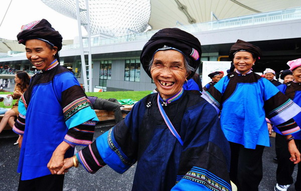 Elderly people's smiles light up Expo